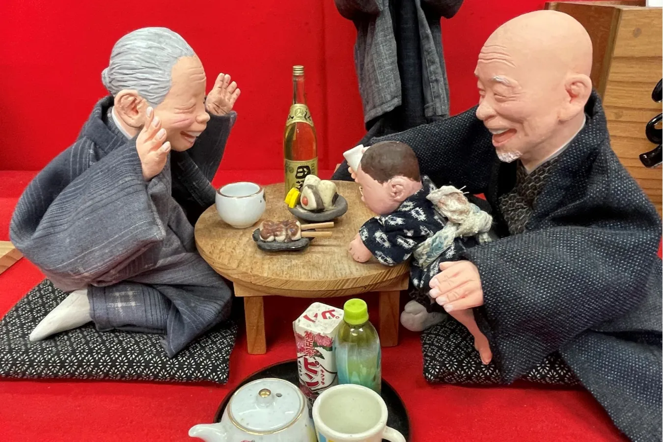 本人そっくり！有名人やリアルな高齢者がいっぱいの谷中「指人形笑吉」_466939