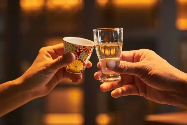 日本酒飲み放題のホテル「SAKE Kura Hotel 川崎宿」がオープン