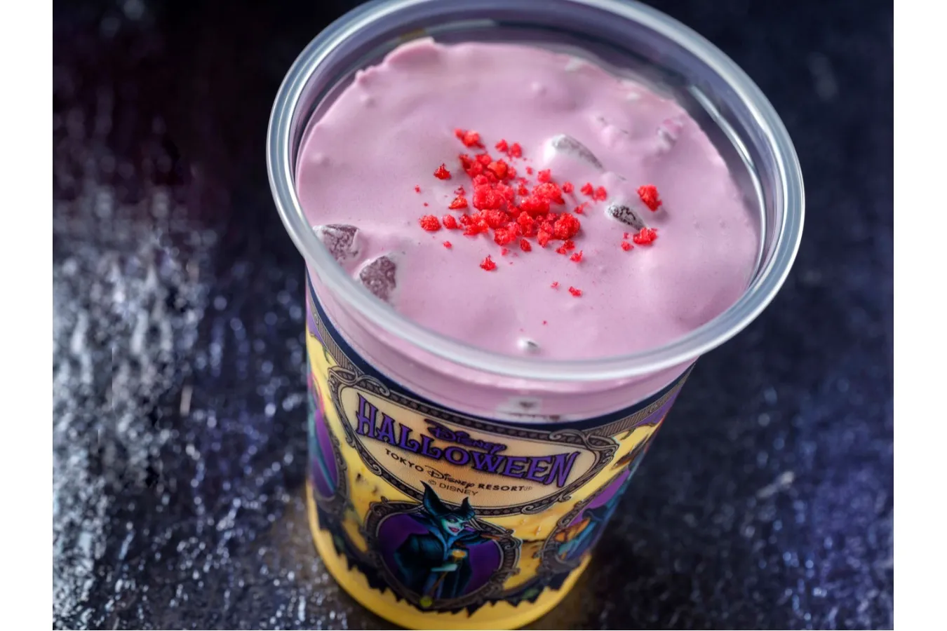 ▲「スペシャルドリンク(パンプキンミルク&コーヒーゼリー)」(700円)(C)Disney