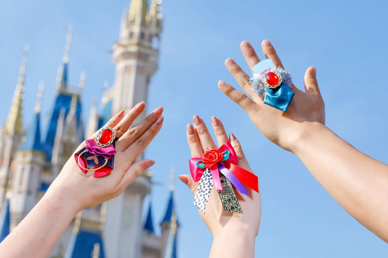 ▲「リング」(各1,800円)(C)Disney