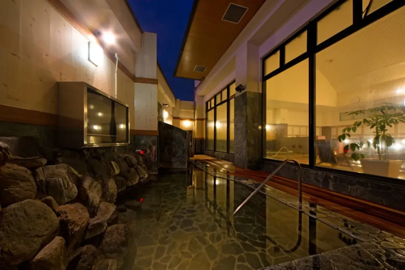 ▲写真提供：おふろcafé utatane