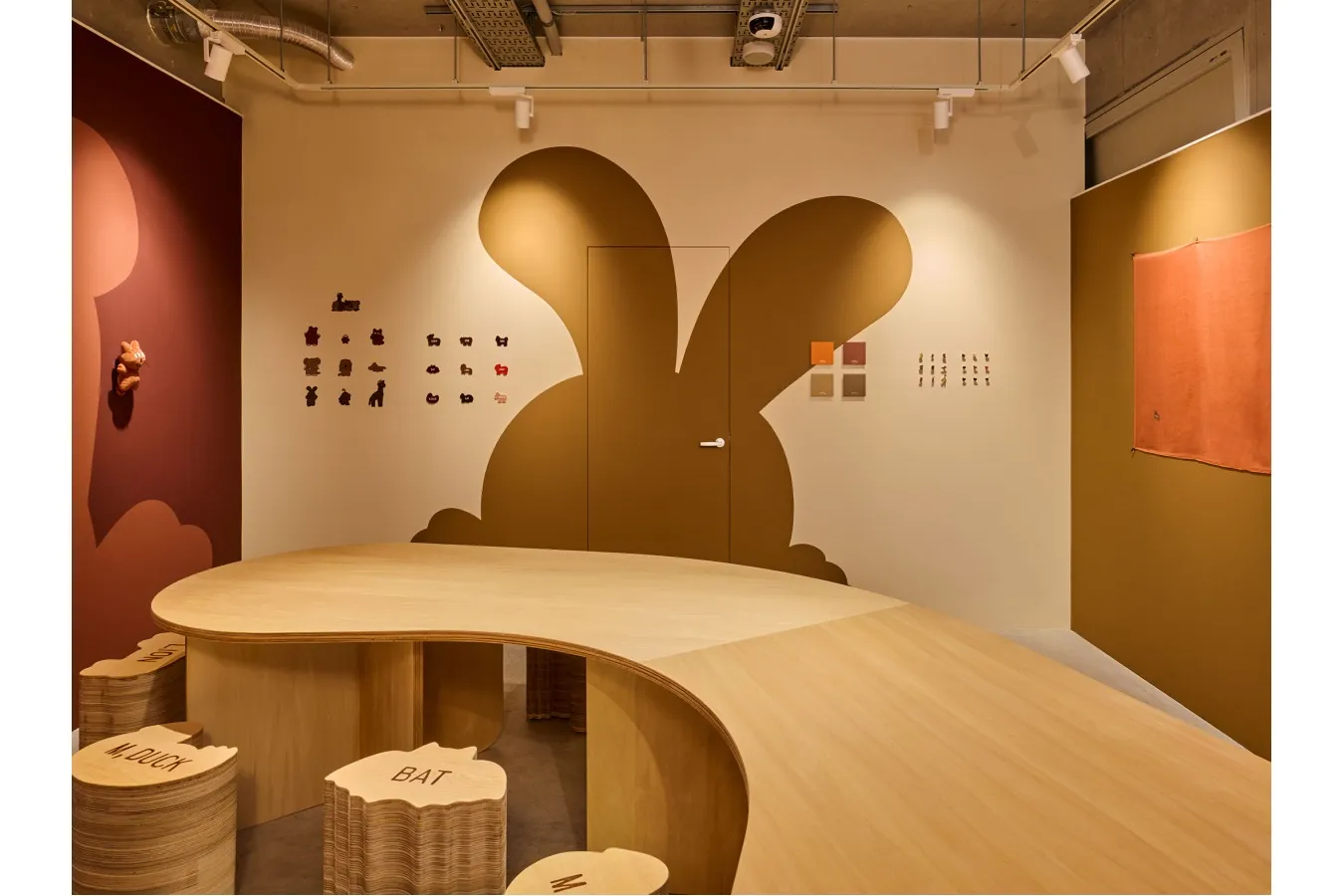 たべっ子どうぶつMEETS」カフェが表参道に誕生！“キャラクター”着想の