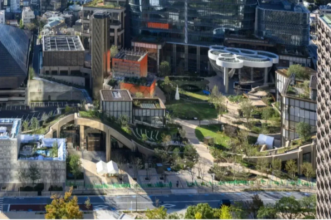 ▲中央広場外観（写真提供：麻布台ヒルズ）