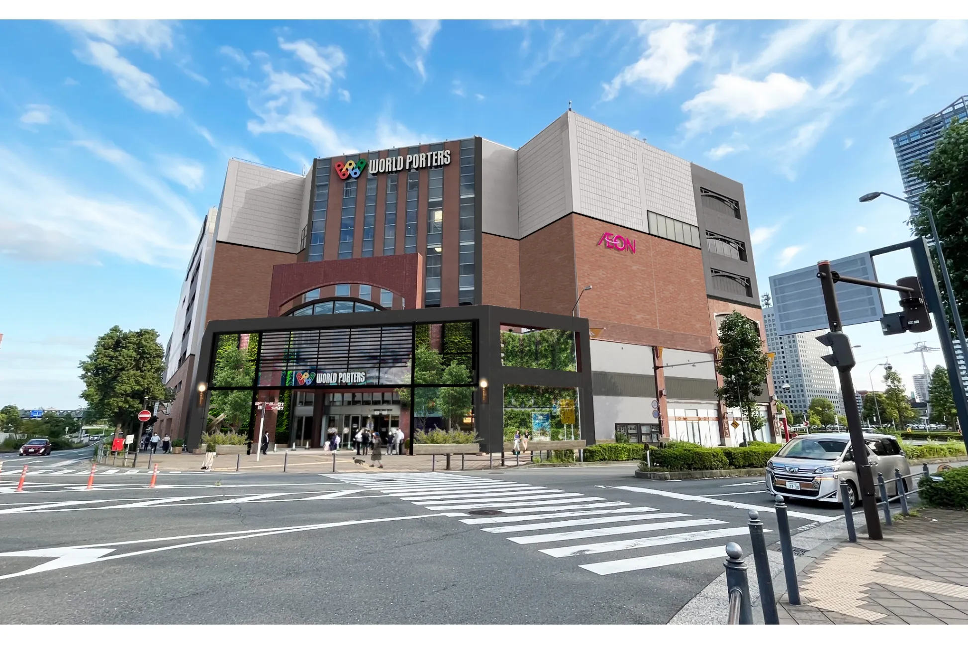 【追加情報あり】「横浜ワールドポーターズ」が大規模リニューアル！約620席の飲食ゾーンやVRアトラクションも