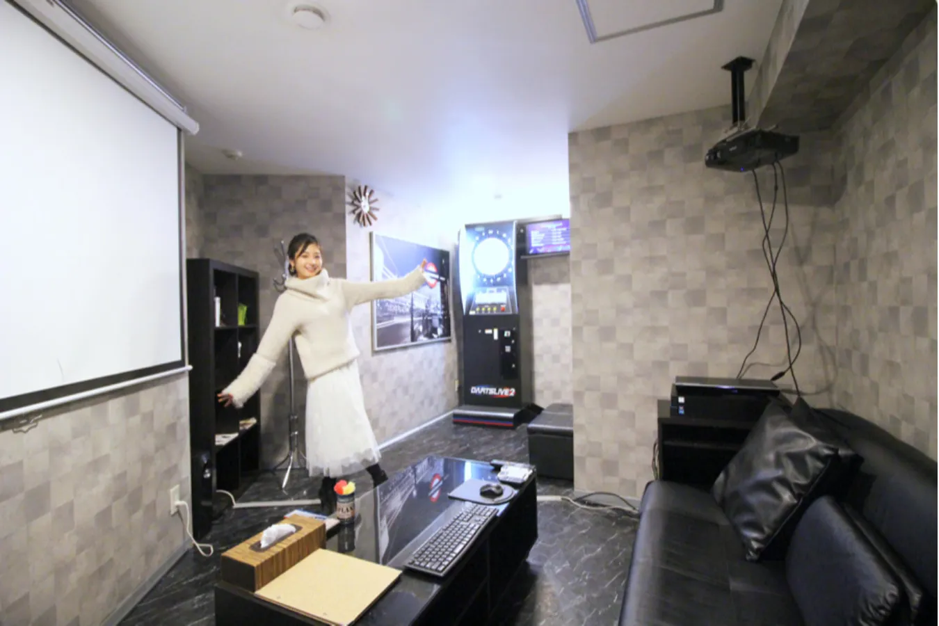 【横浜】鍵付き個室のネットカフェ「俺の部屋」がデートに最高！_2537056