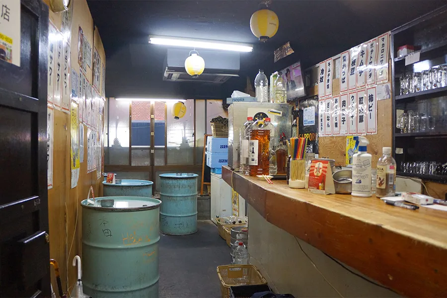 【銀座】女子の一人飲み向け「立ち飲み居酒屋」5選_139872