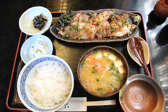 行列ができる定食から醤油ソフトまで、銚子グルメを完全制覇!