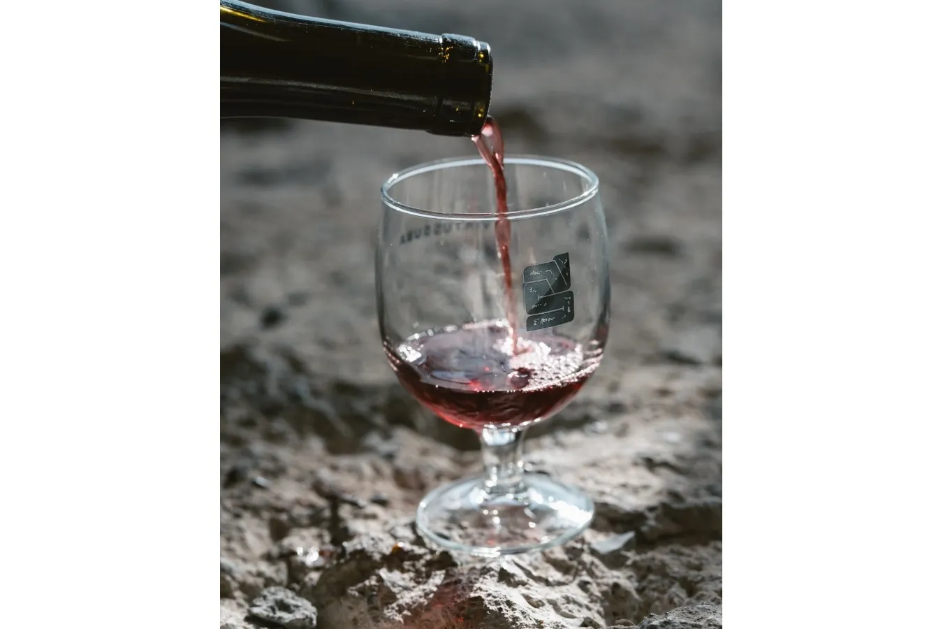 京都の“立ち食いそば屋”が手掛ける「ブイエス」が渋谷に！ワイン