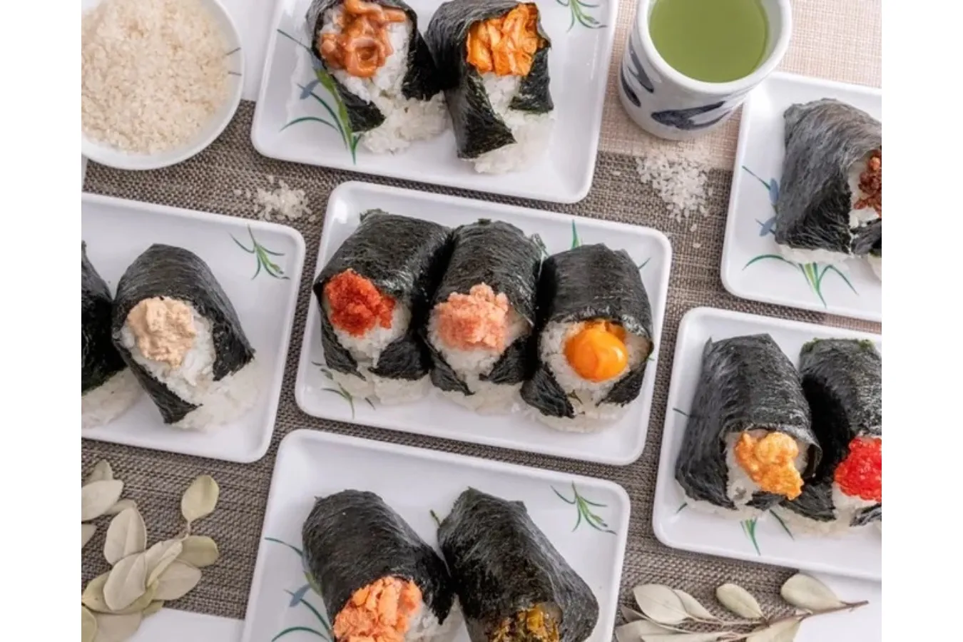 連日行列のおにぎり専門店「ぼんご」監修！「おにぎり こんが」鎌倉にオープン_1847346