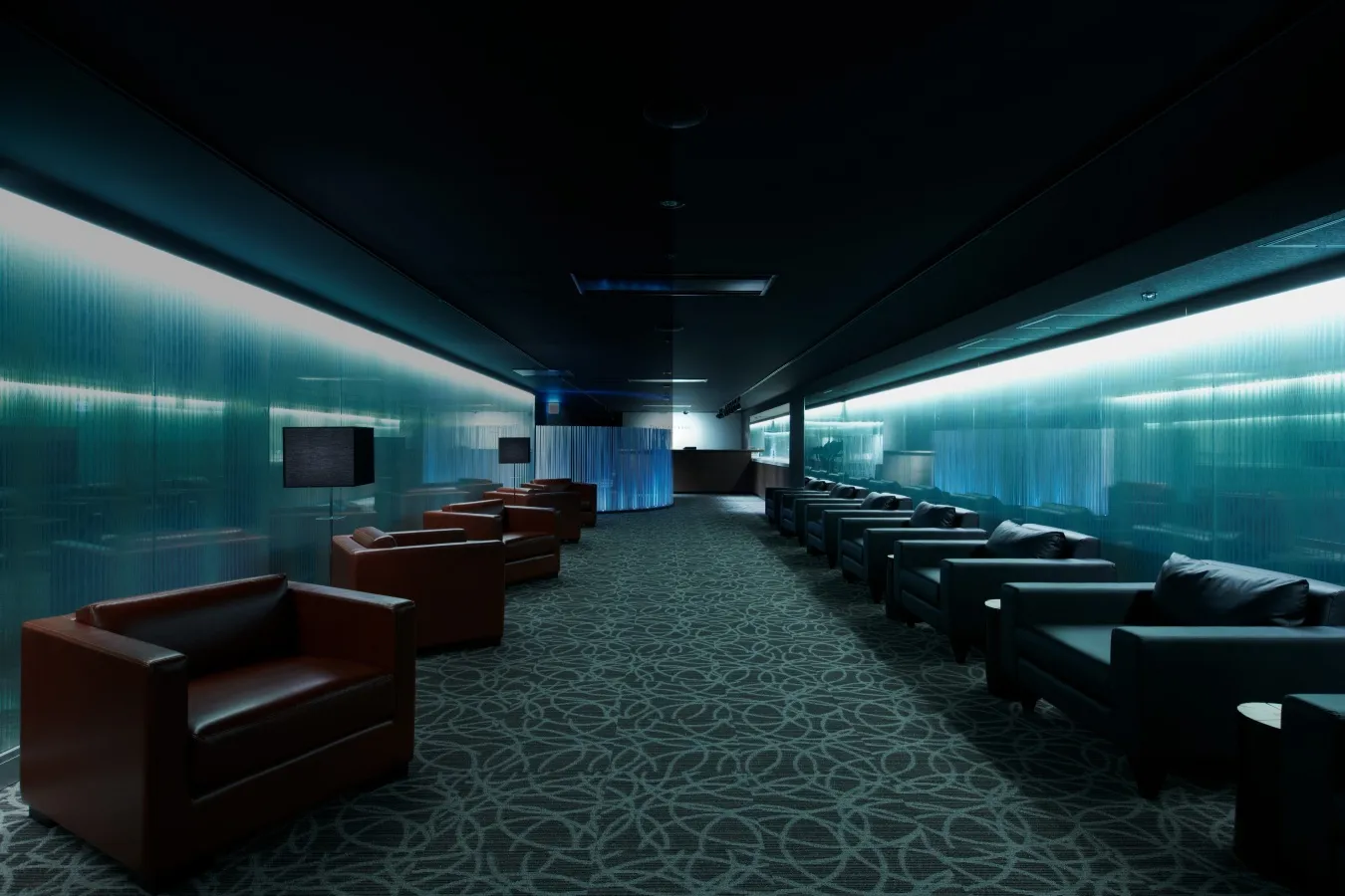 ▲専用ラウンジ“サファイア”