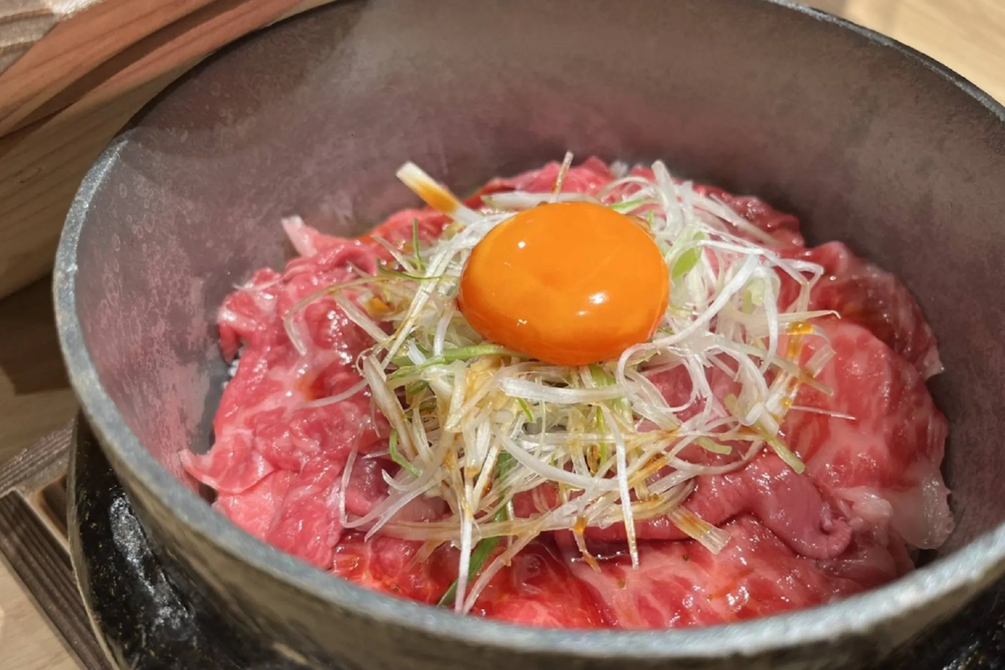 【吉祥寺】黒毛和牛と釜炊きご飯がイチオシ！「焼肉 みゆき苑」がオープン