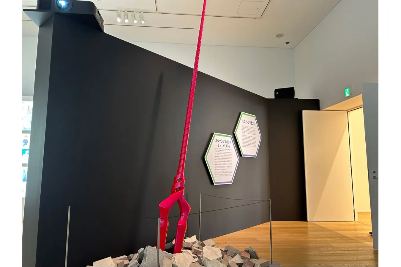 目の前にエヴァが！ロンギヌスの槍が！「EVANGELION CROSSING EXPO ―エヴァンゲリオン大博覧会―」内覧会レポ_1833504