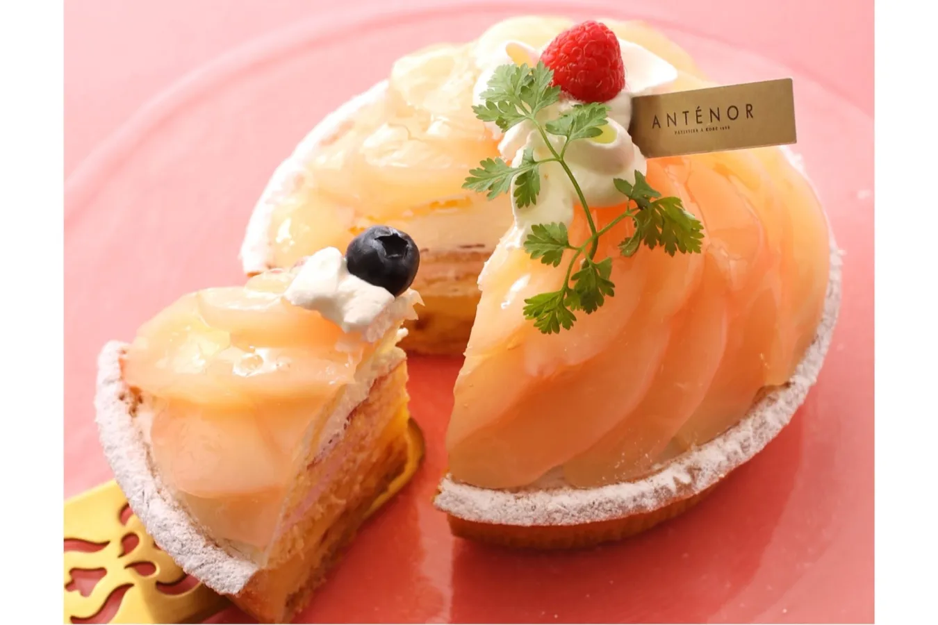 ▲「桃のタルト」