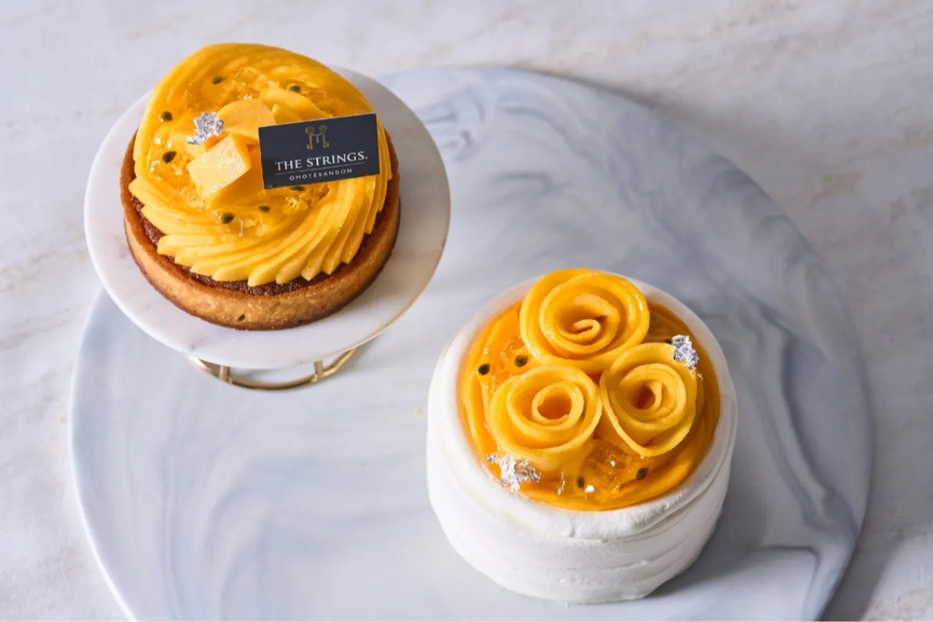 ▲左から「沖縄マンゴータルト」「沖縄マンゴーショートケーキ」