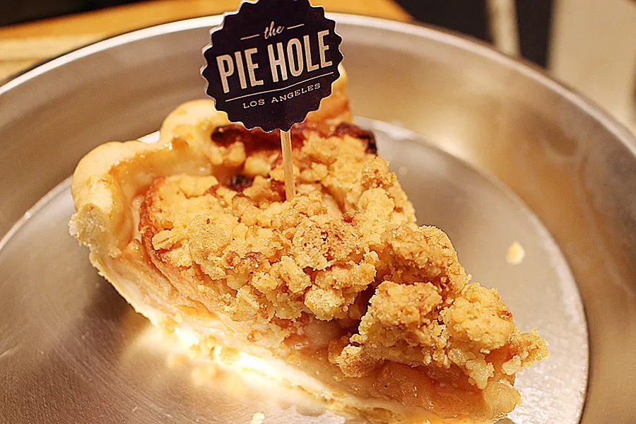 実食！新宿ザ パイホール ロサンゼルスのアップルパイ