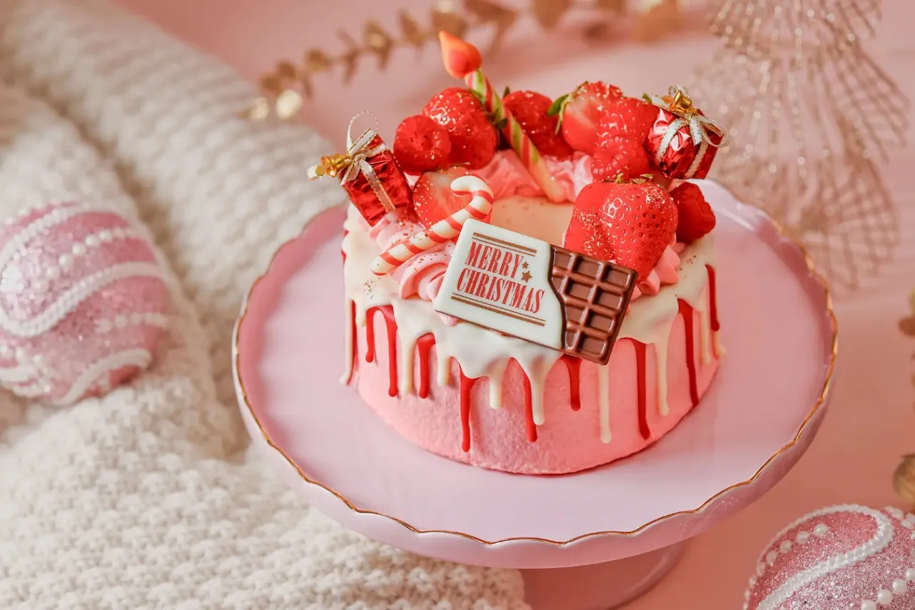 ▲「クリスマスサプライズギフトケーキ」
