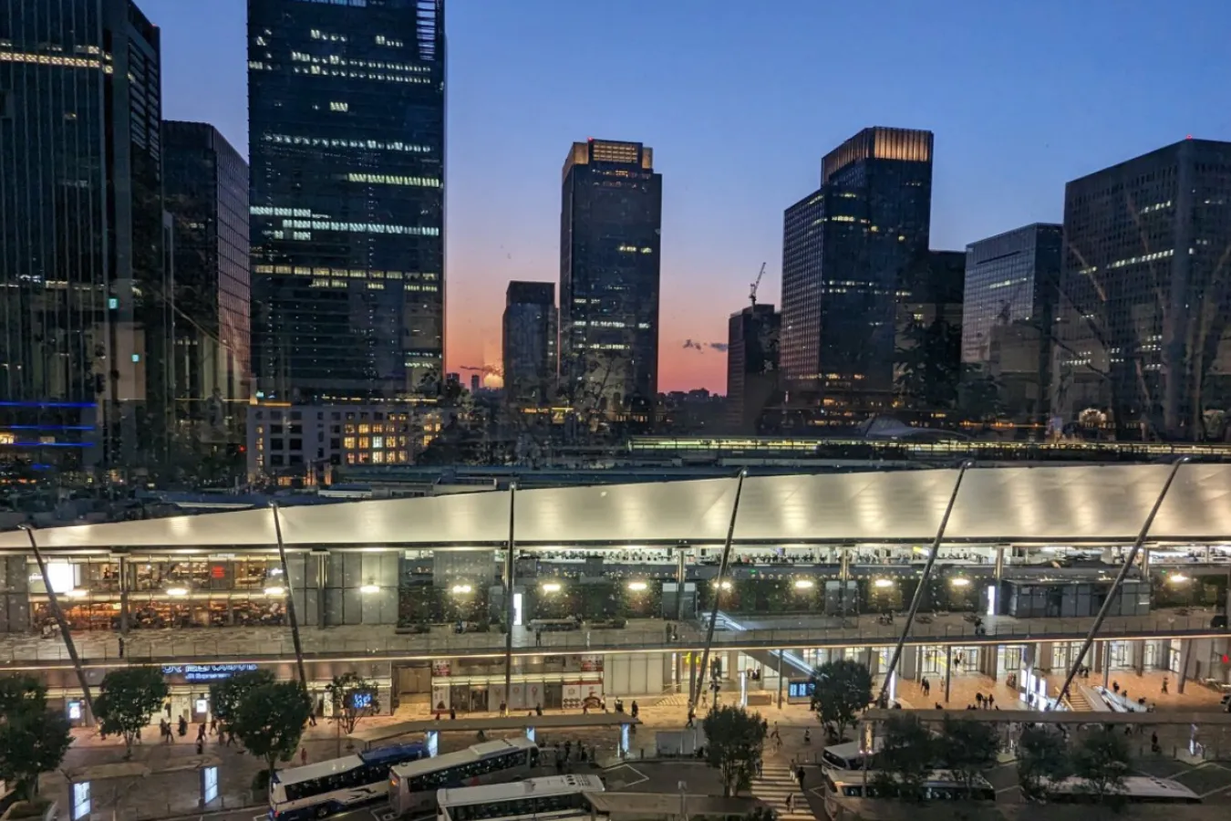▲日が落ち始めると夕空のグラデーションが見えます。絶景に感動