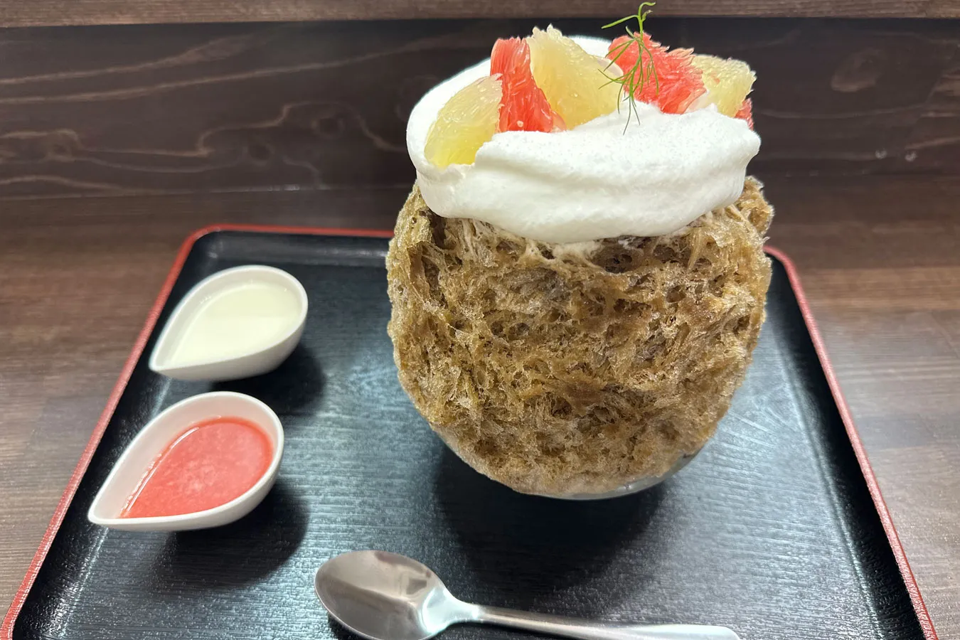 ▲「ほうじ茶と2色のグレープフルーツ」（1,600円）