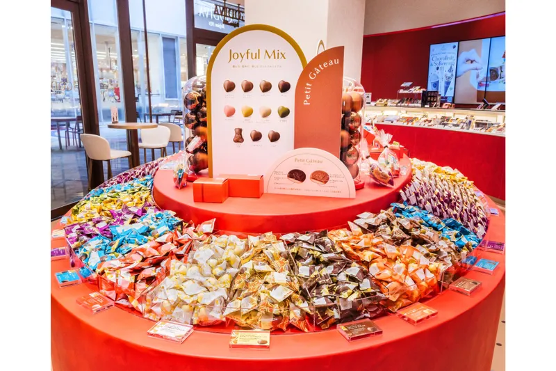 「ゴディバ」新スタイルショップが埼玉・横浜にオープン！チョコレート＆焼き菓子を量り売りで
