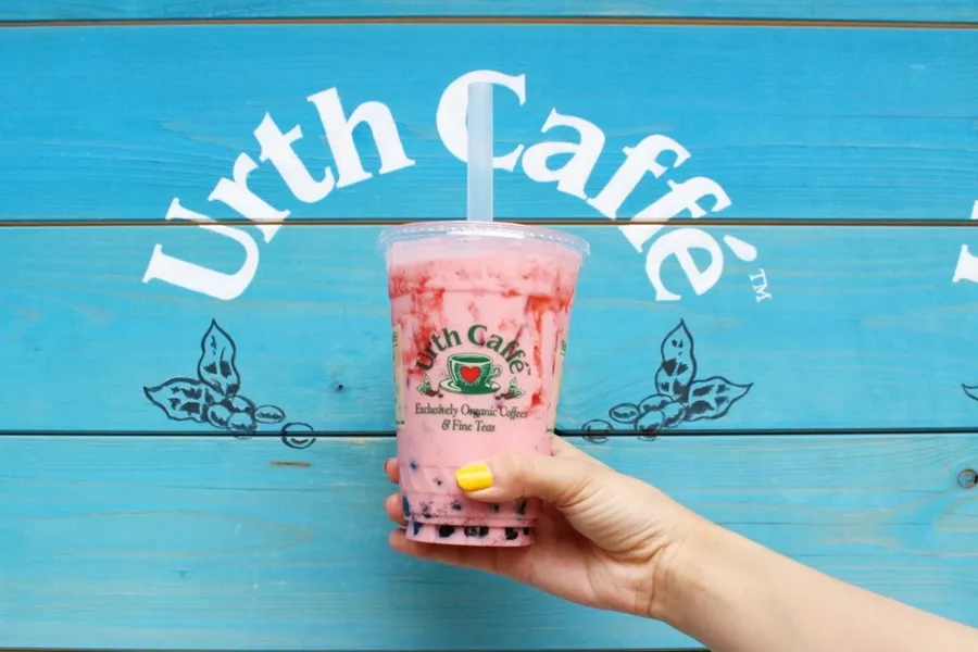 女子が「撮りたい」と盛り上がる♪映えグルメ充実の「Urth caffe 表参道」に潜入！