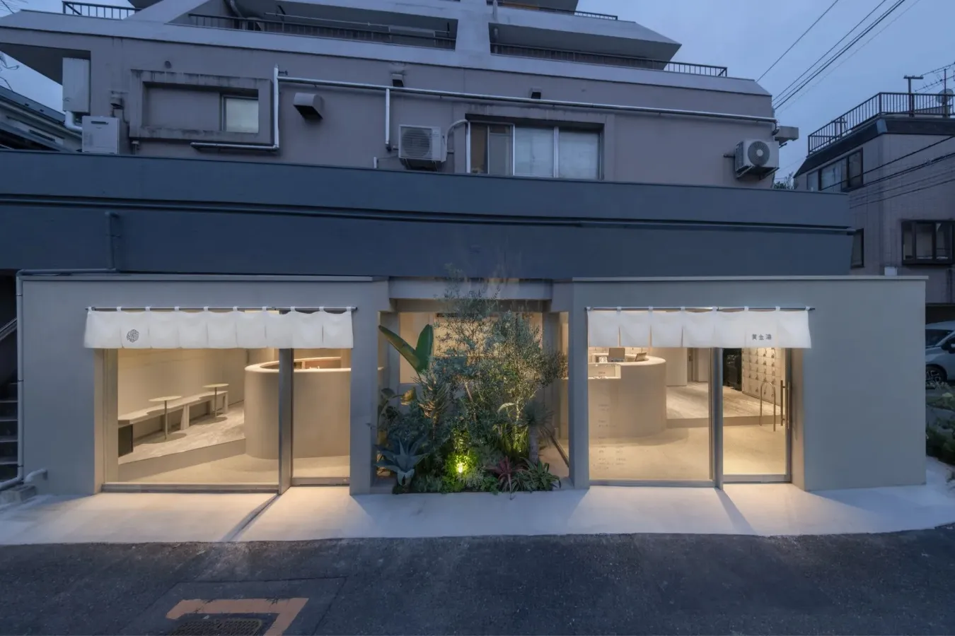 ▲黄金湯 新宿店 外観