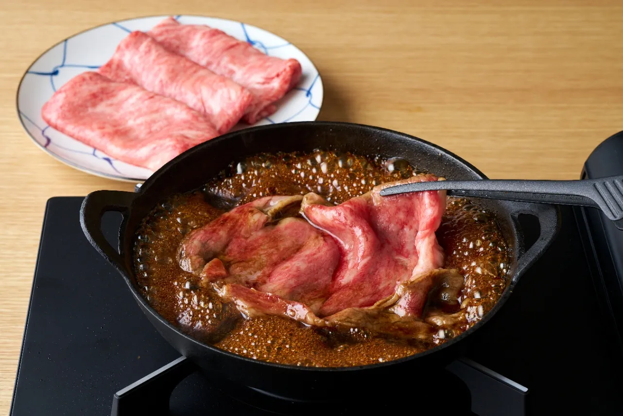 ▲「山椒割下の黒毛和牛サーロインのすき焼き」