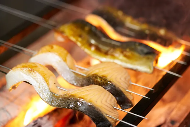 オールデイダイニング型の和食居酒屋「高輪それがし」ニュウマン高輪にオープン