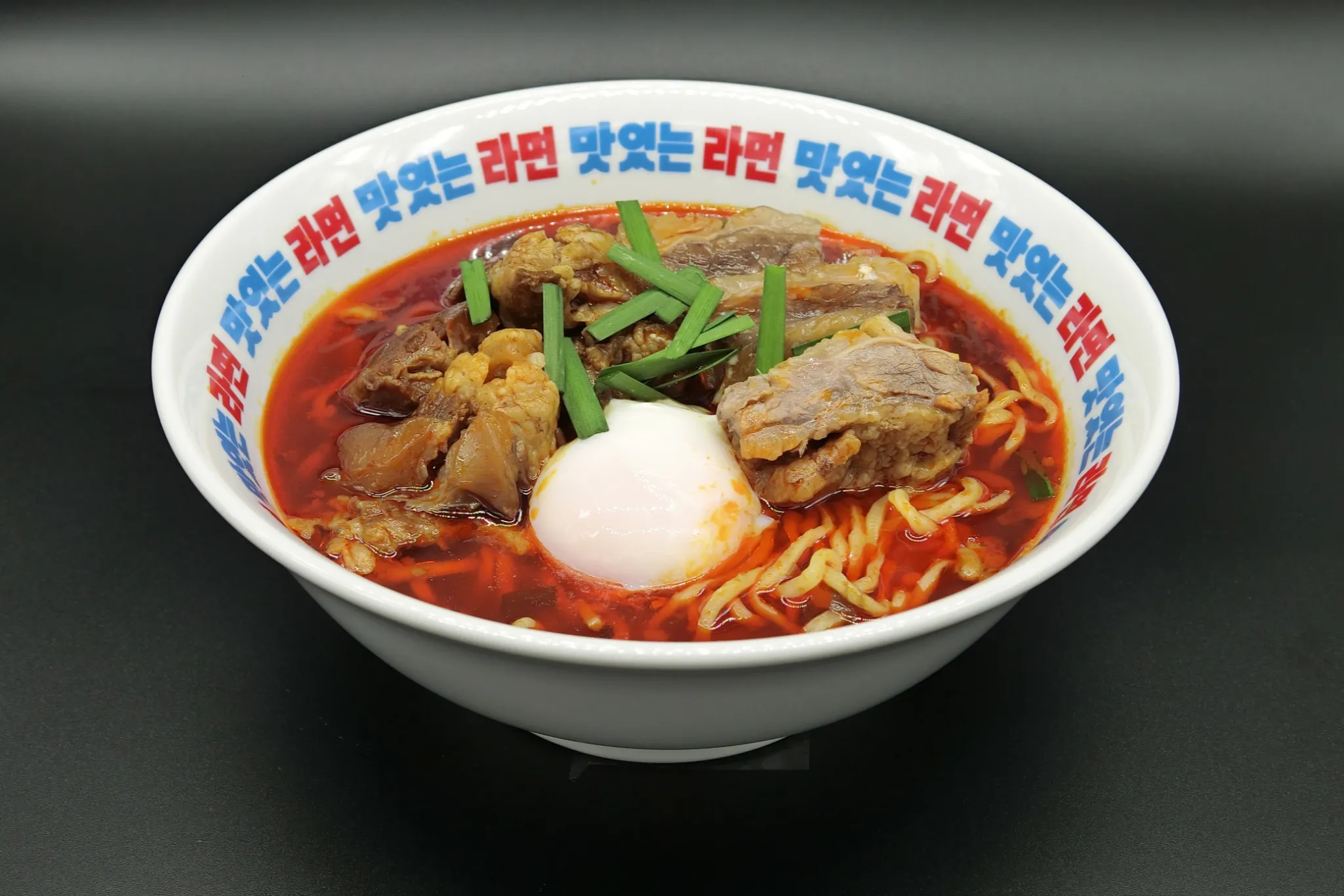 下北沢】“生麺”タイプの韓国ラーメン専門店「ラーメン コチュ」誕生