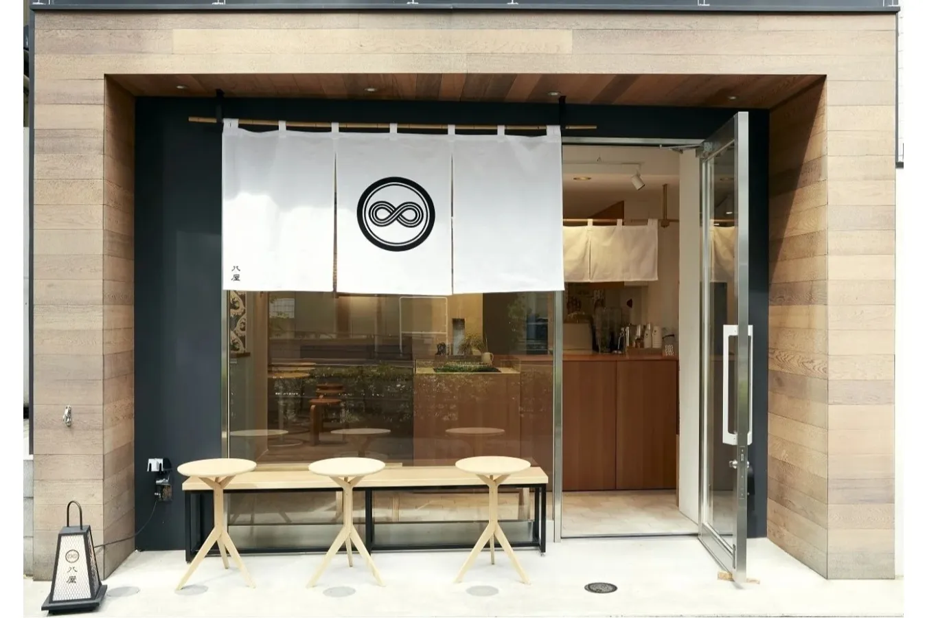 “烏龍茶×パイナップル×杏仁”が味わえるかき氷！日本茶カフェ「八屋」より登場_2756085