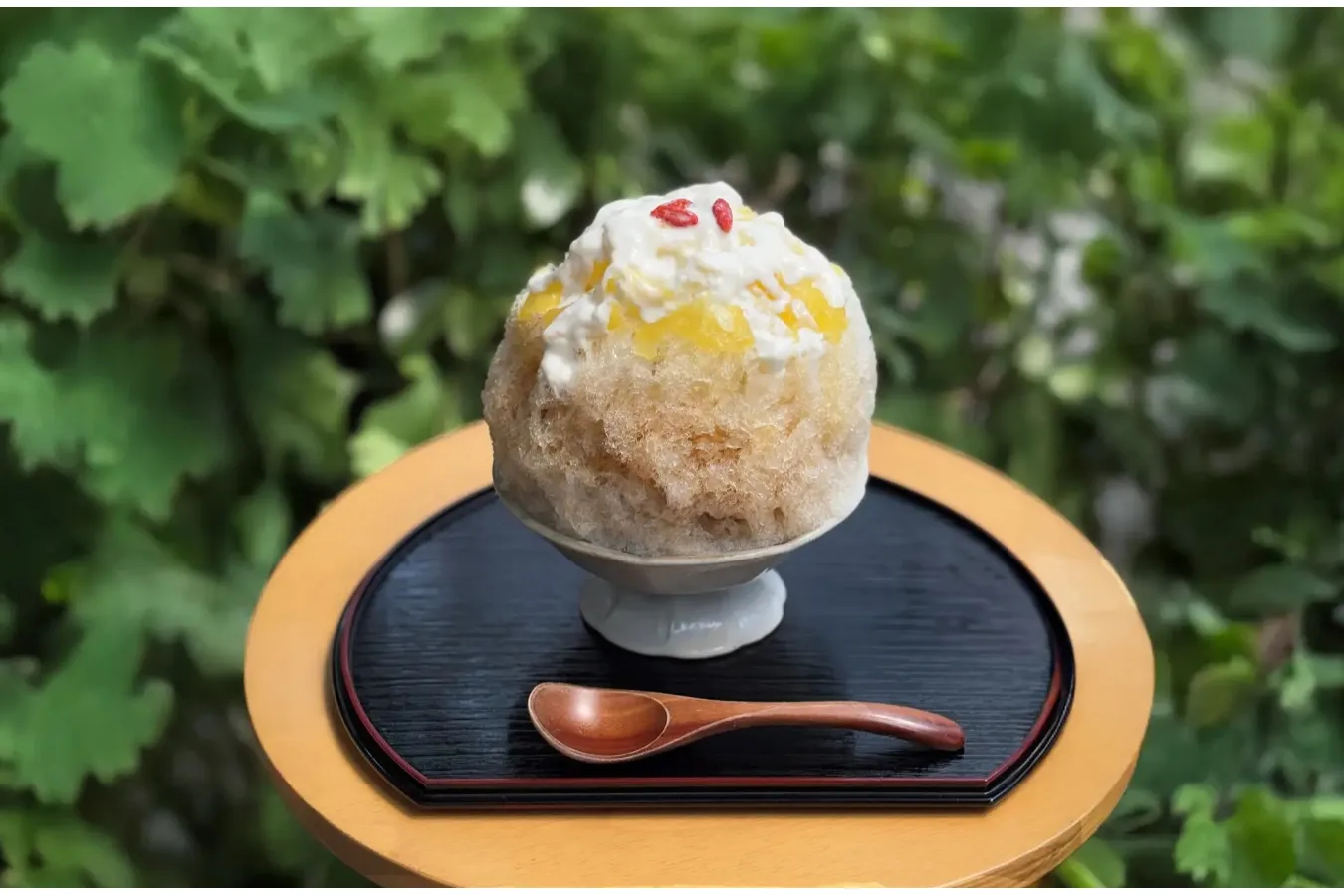 ▲「烏龍茶と杏仁パインのかき氷」