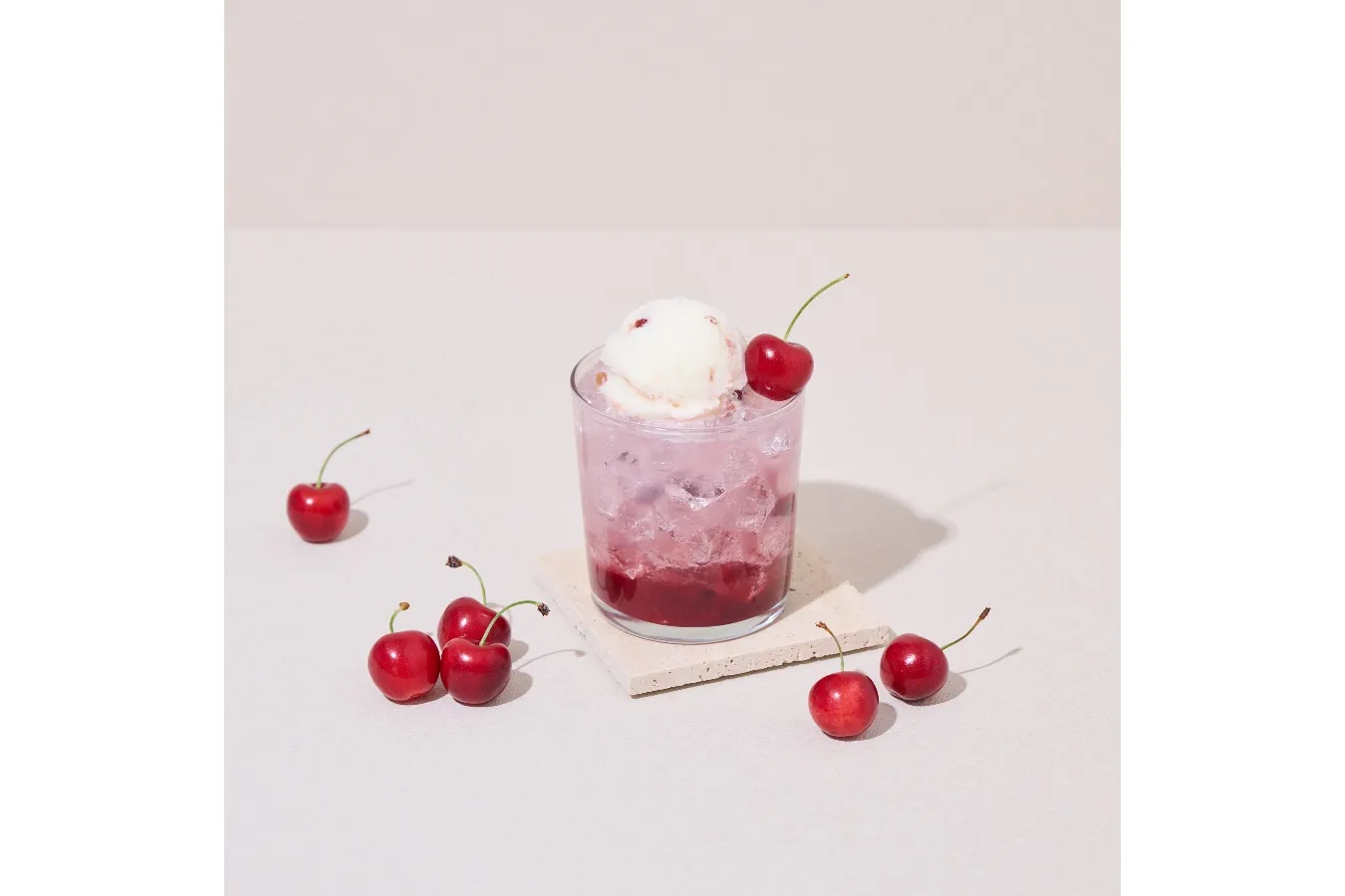 ▲「アメリカンチェリーソーダフロート」