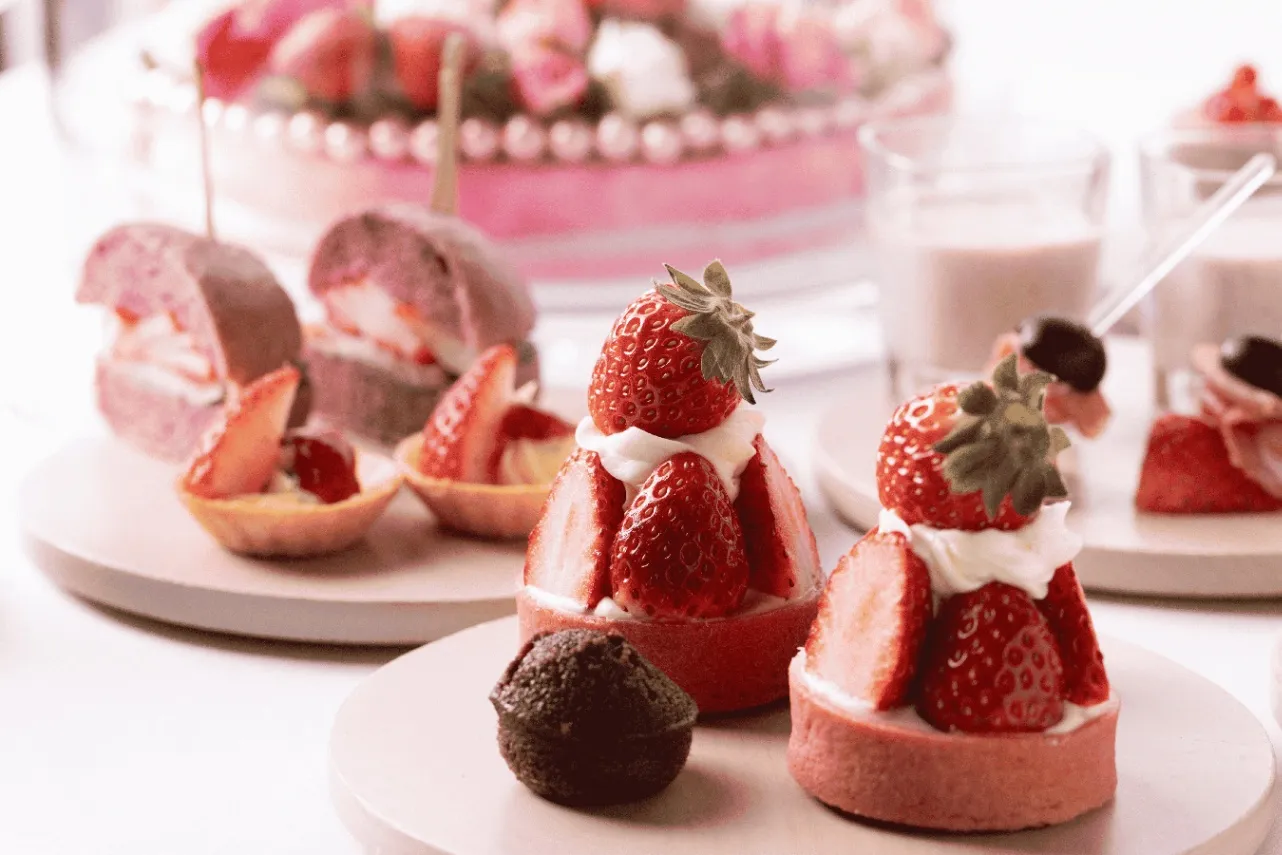 ▲「ストロベリー×チョコレート アフタムーンティー」
