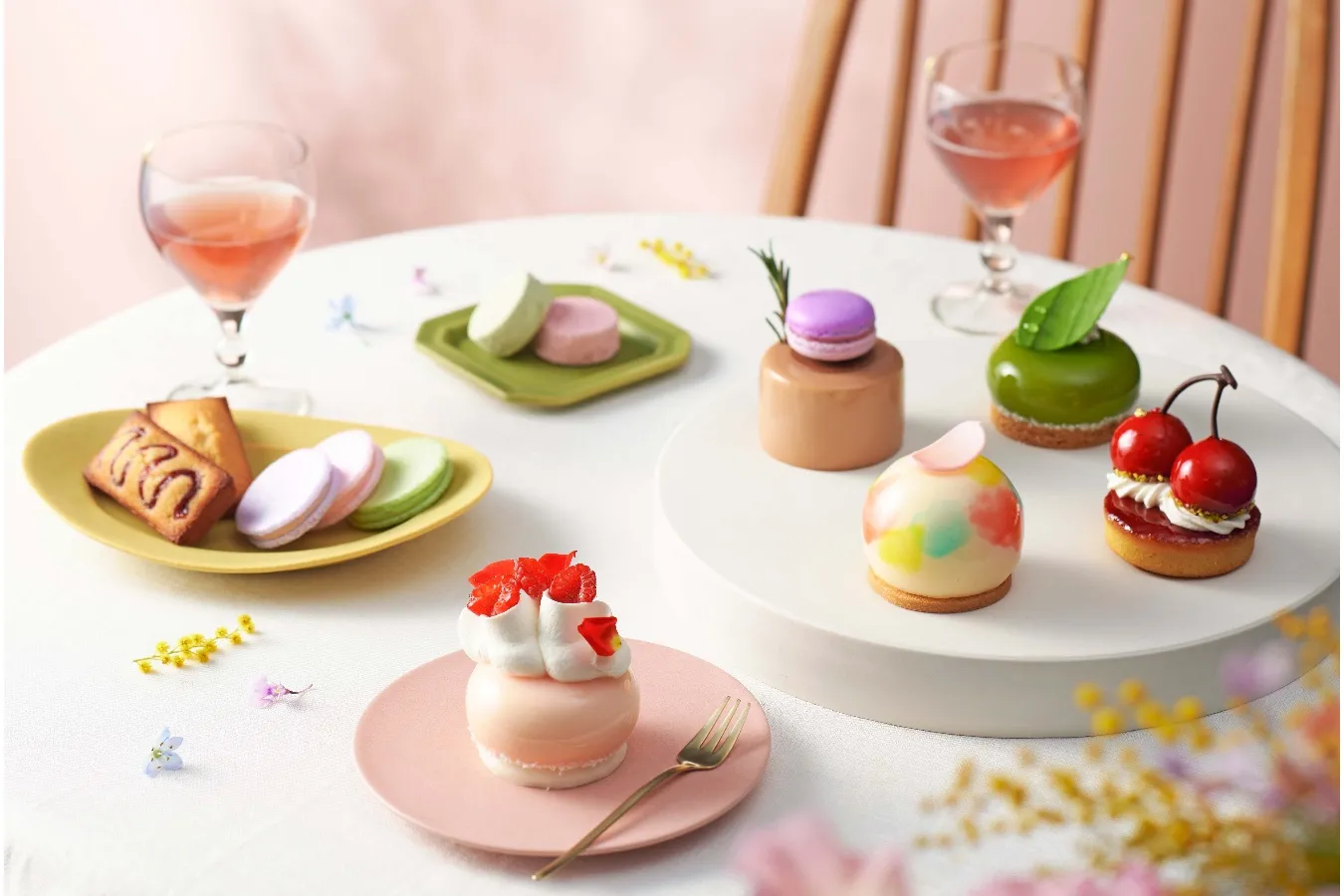 四季菓子の店「ひびか」より春限定スイーツが登場！“春風”を表現したケーキも_2258831