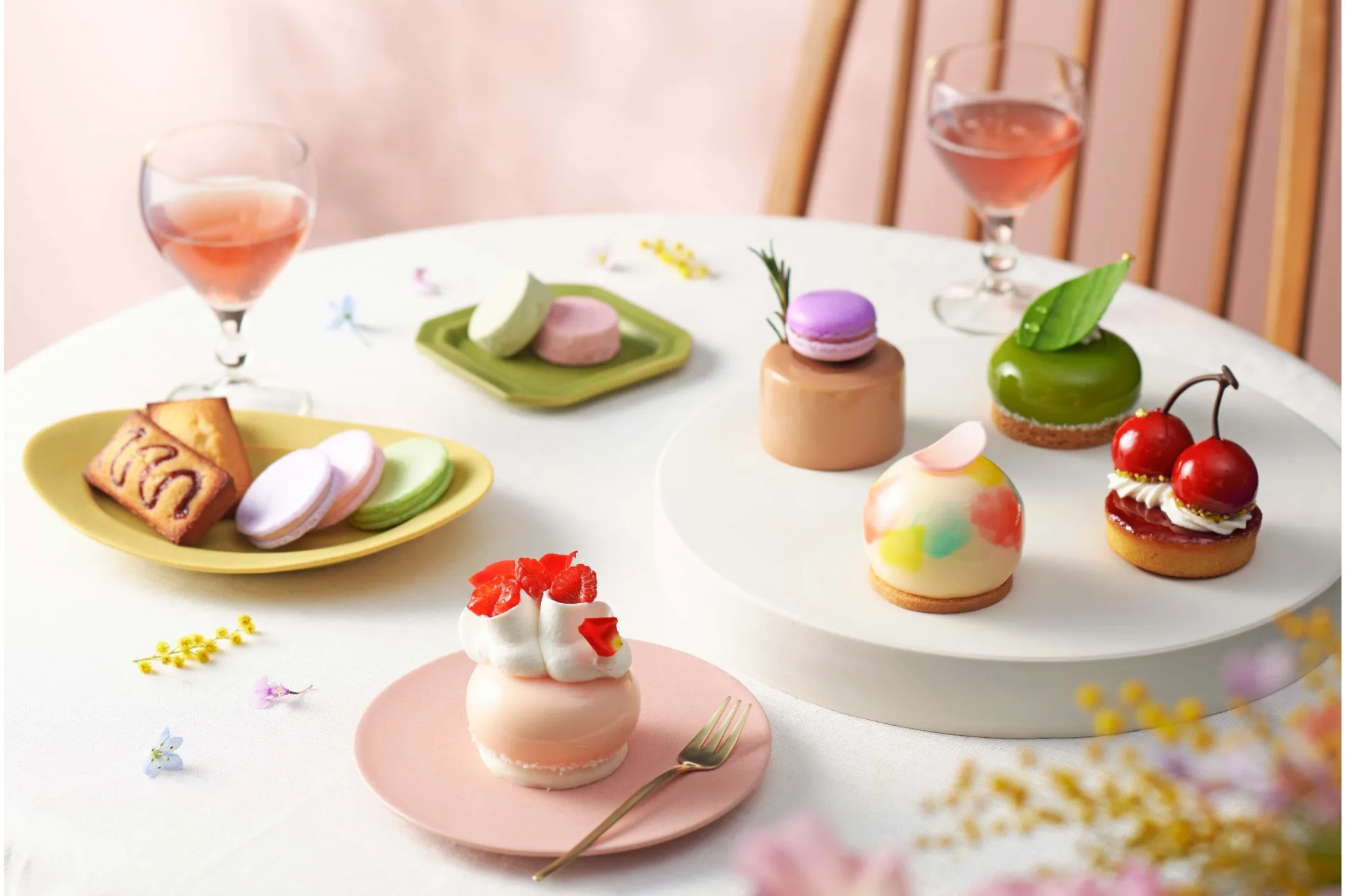 四季菓子の店「ひびか」より春限定スイーツが登場！“春風”を表現したケーキも