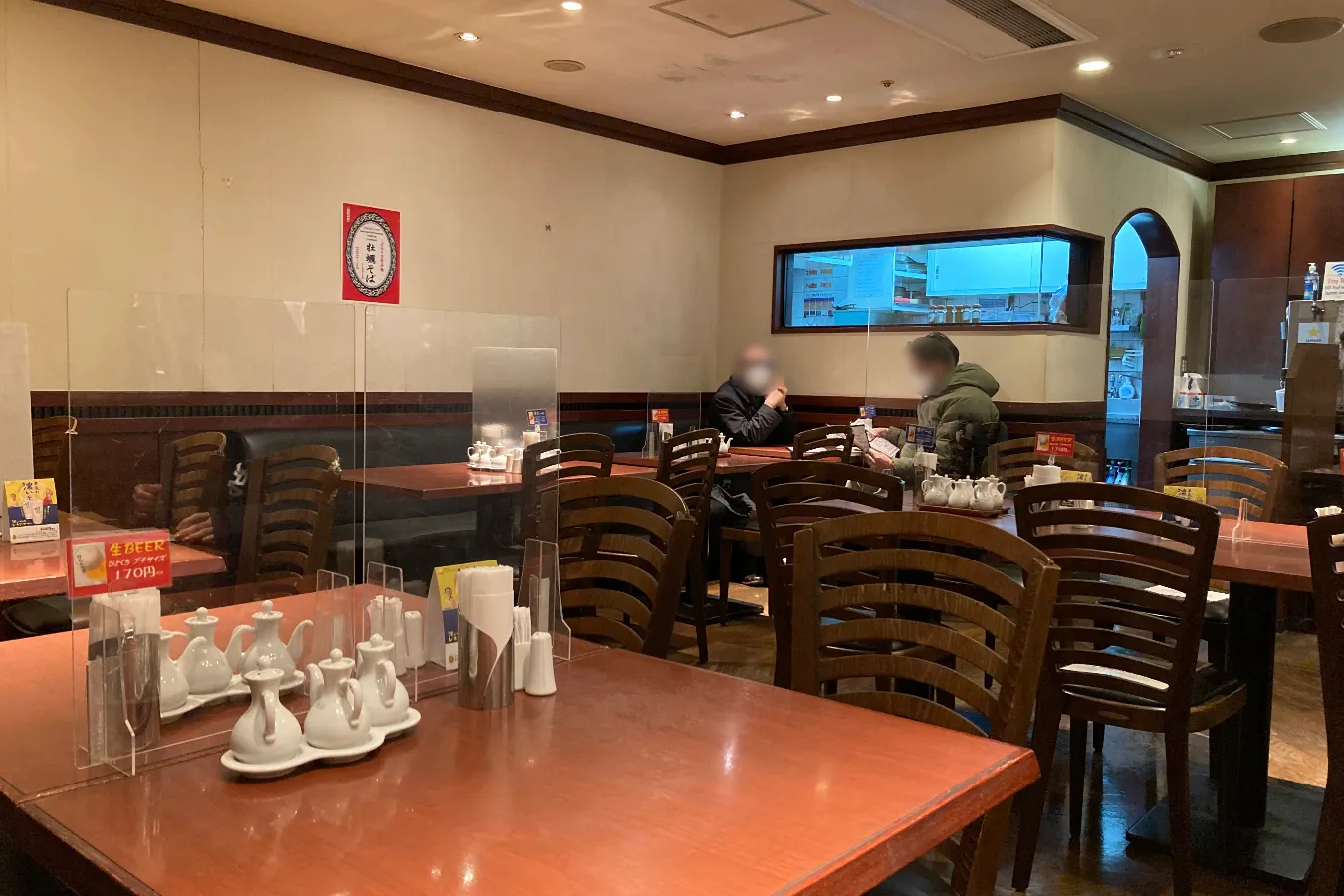 ▲店内は約40席と広々。落ち着いた雰囲気です