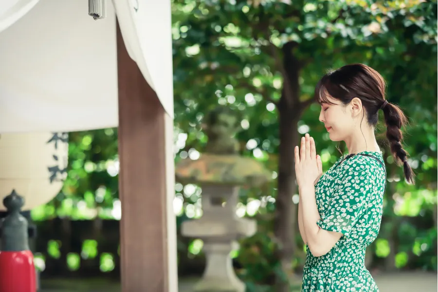 （PR）大河ドラマで話題の神社も！熱海のパワースポットと人気スイーツを巡る、女子ひとり旅