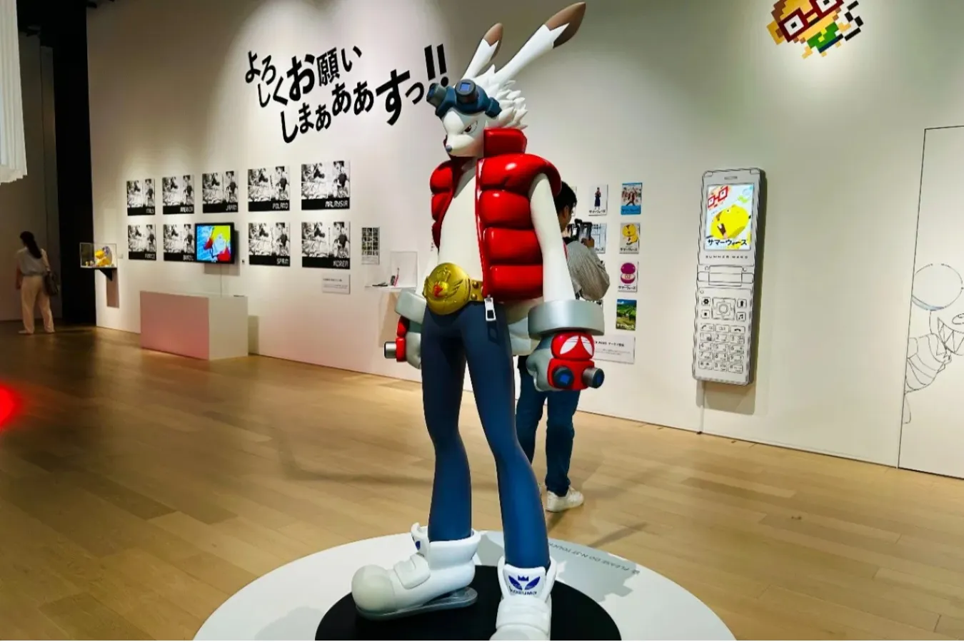 ▲「キング・カズマ」等身大フィギュア（撮影：レッツエンジョイ東京編集部）