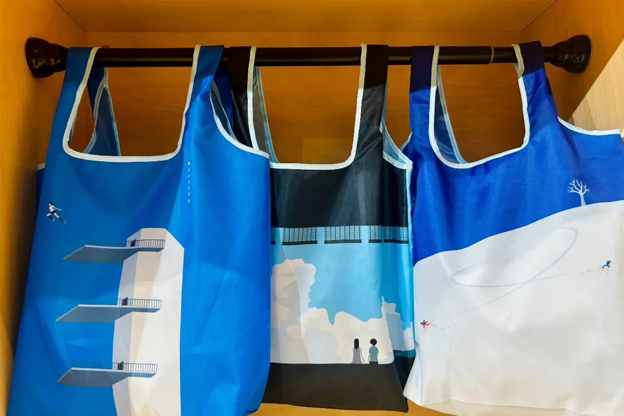 ▲「エコバッグ 空アート」(全7種・各1,650円)(撮影:レッツエンジョイ東京編集部)