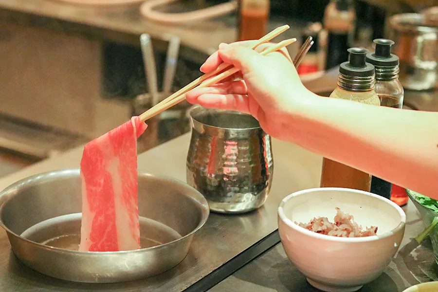 一人一鍋の「しゃぶしゃぶ つかだ」で極上国産肉を堪能してきた