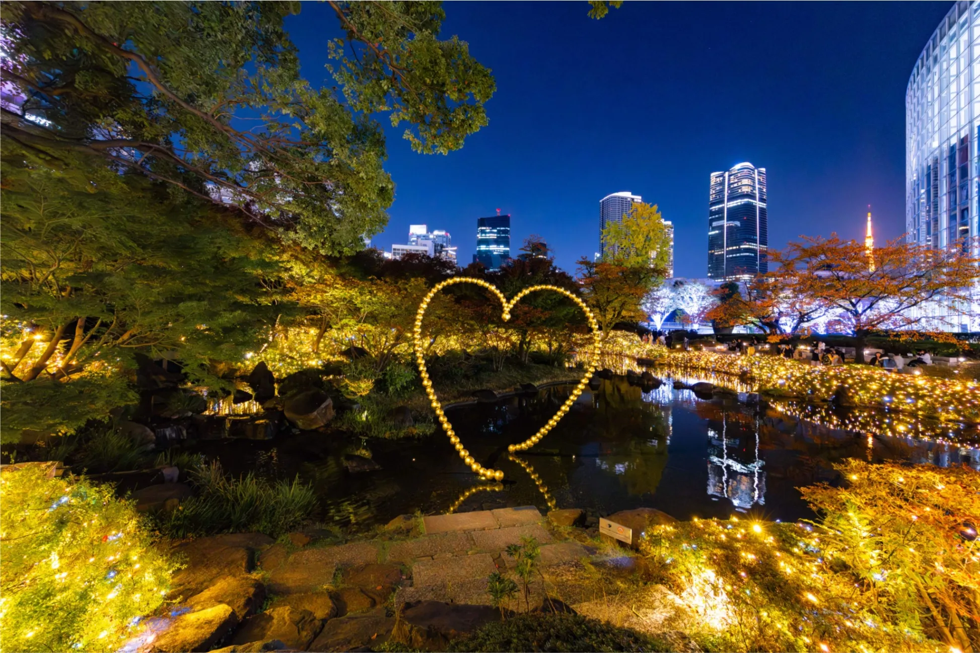 六本木の夜デートスポット10選！夜景、映画鑑賞など大人カップルへのオススメを紹介