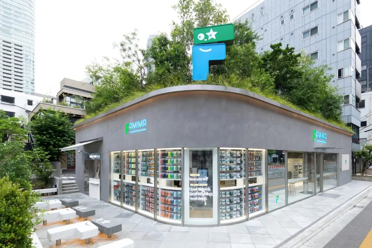 ファミマ初の旗艦店！「FAMIMA PARK AZABUDAI」麻布台にオープン_3834594