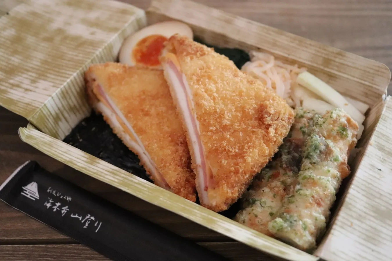 ▲はんぺんハムチーズの海苔弁
