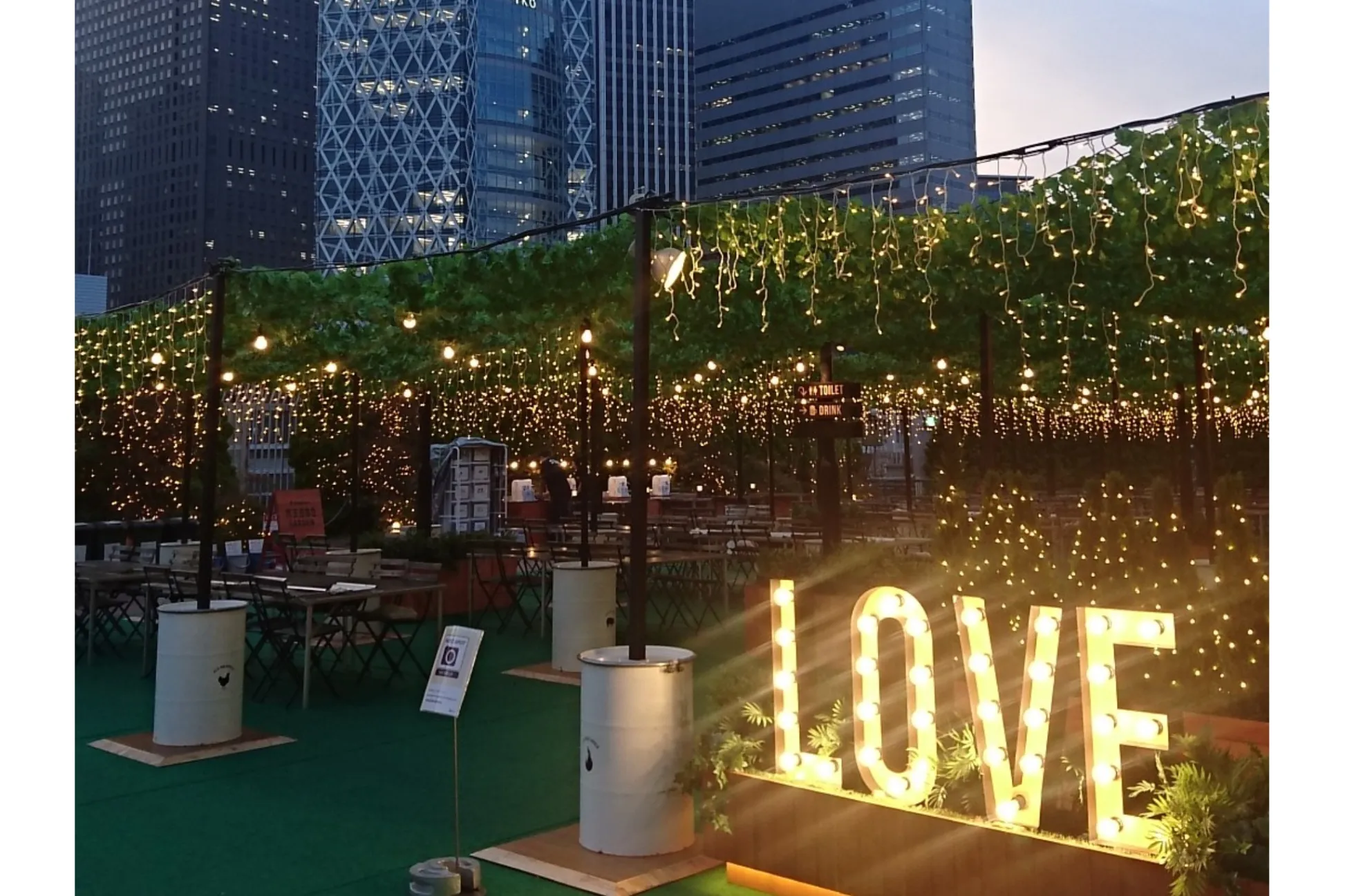 アクセス抜群！新宿の屋上でお手軽BBQ「京王BBQガーデン」