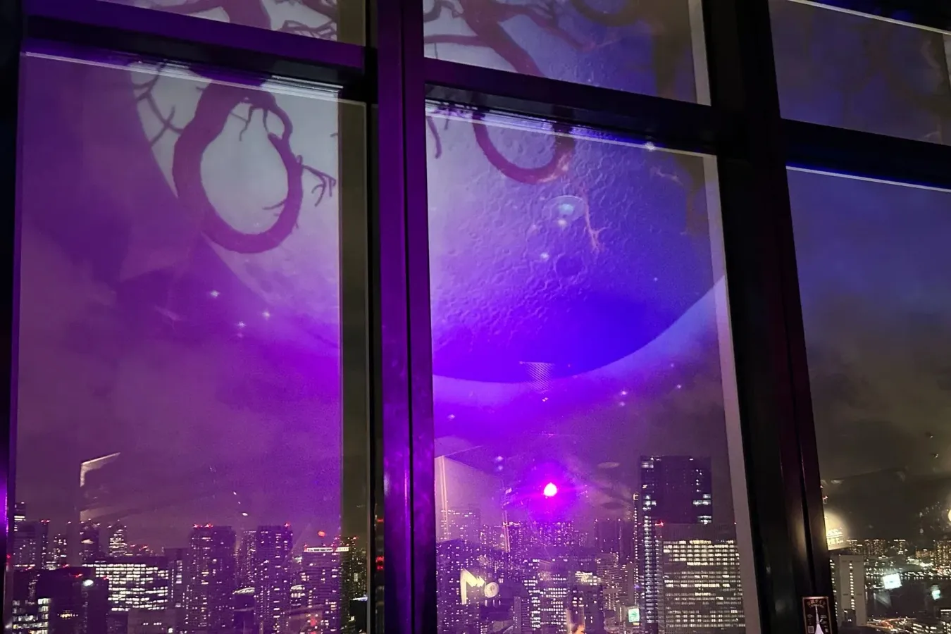 ▲＜TOKYO TOWER CITY LIGHT FANTASIA ～Halloween party 2026～＞プロジェクションマッピング（2026年撮影：レッツエンジョイ東京編集部）