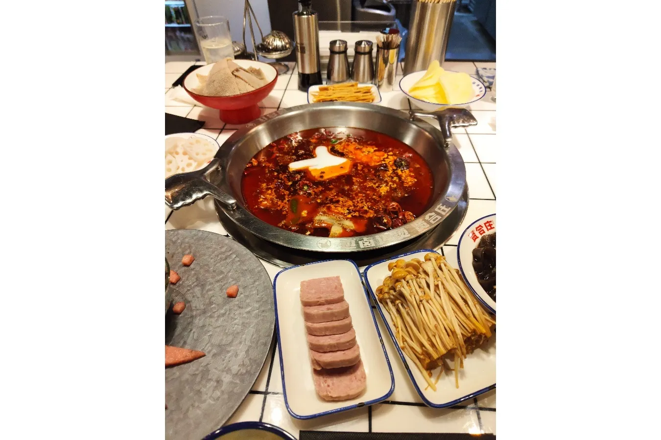 【偏愛中華】ツウの5人が選ぶ「推し中華」聖地26選_3321947