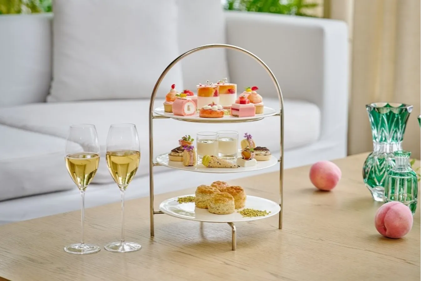 ▲「Peach EDITION Afternoon Tea」