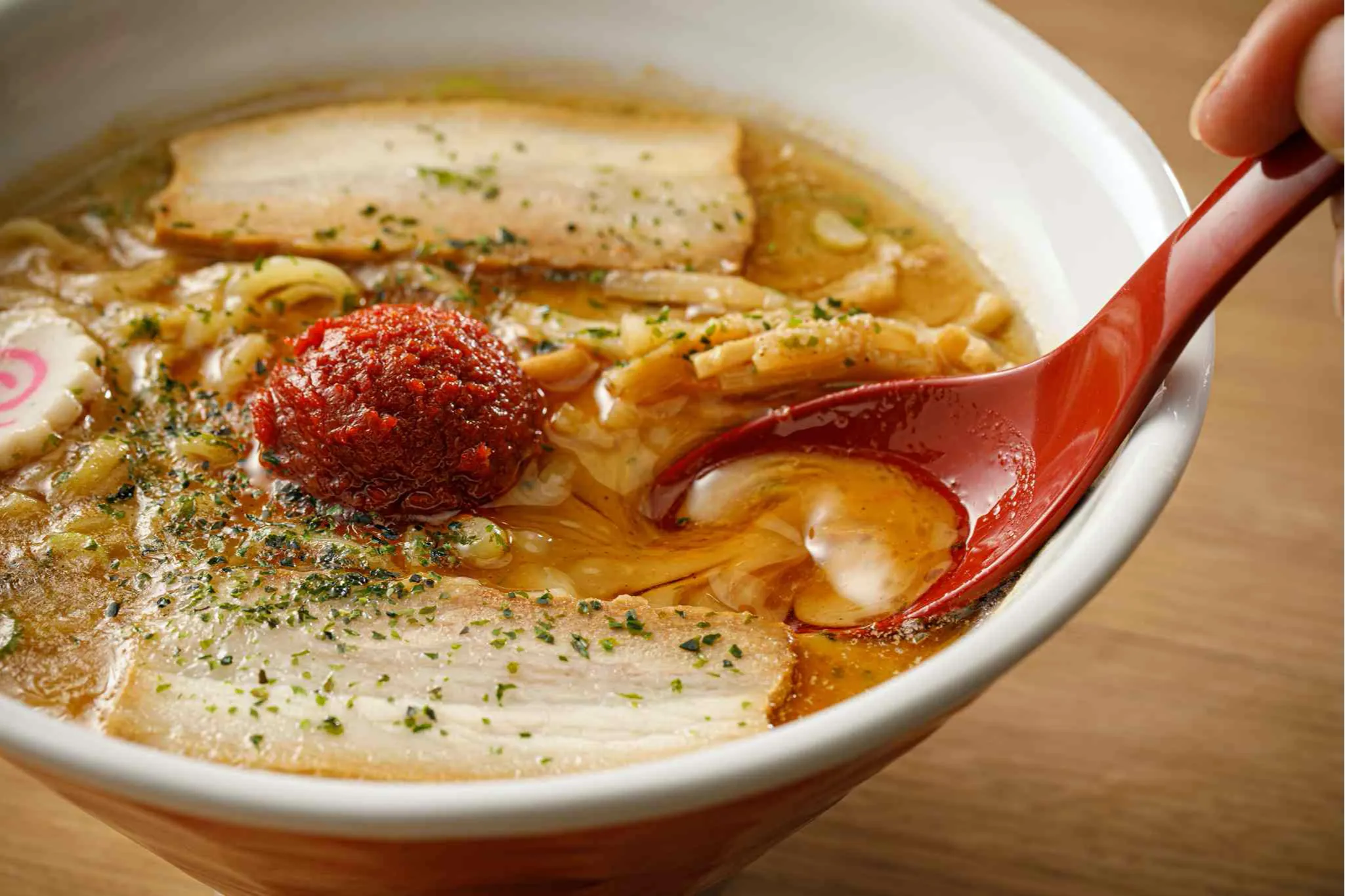 愛知の有名ラーメン店「からみそラーメンふくろう」が東京初出店