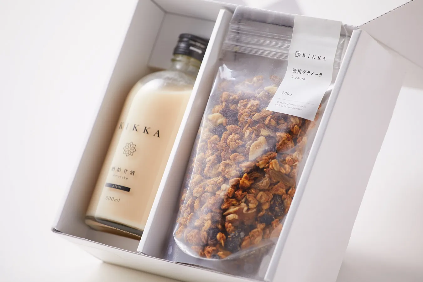 ▲「KIKKA（キッカ）」の「甘酒＆酒粕グラノーラセット」。グルテンフリーでお土産や差し入れにもオススメ