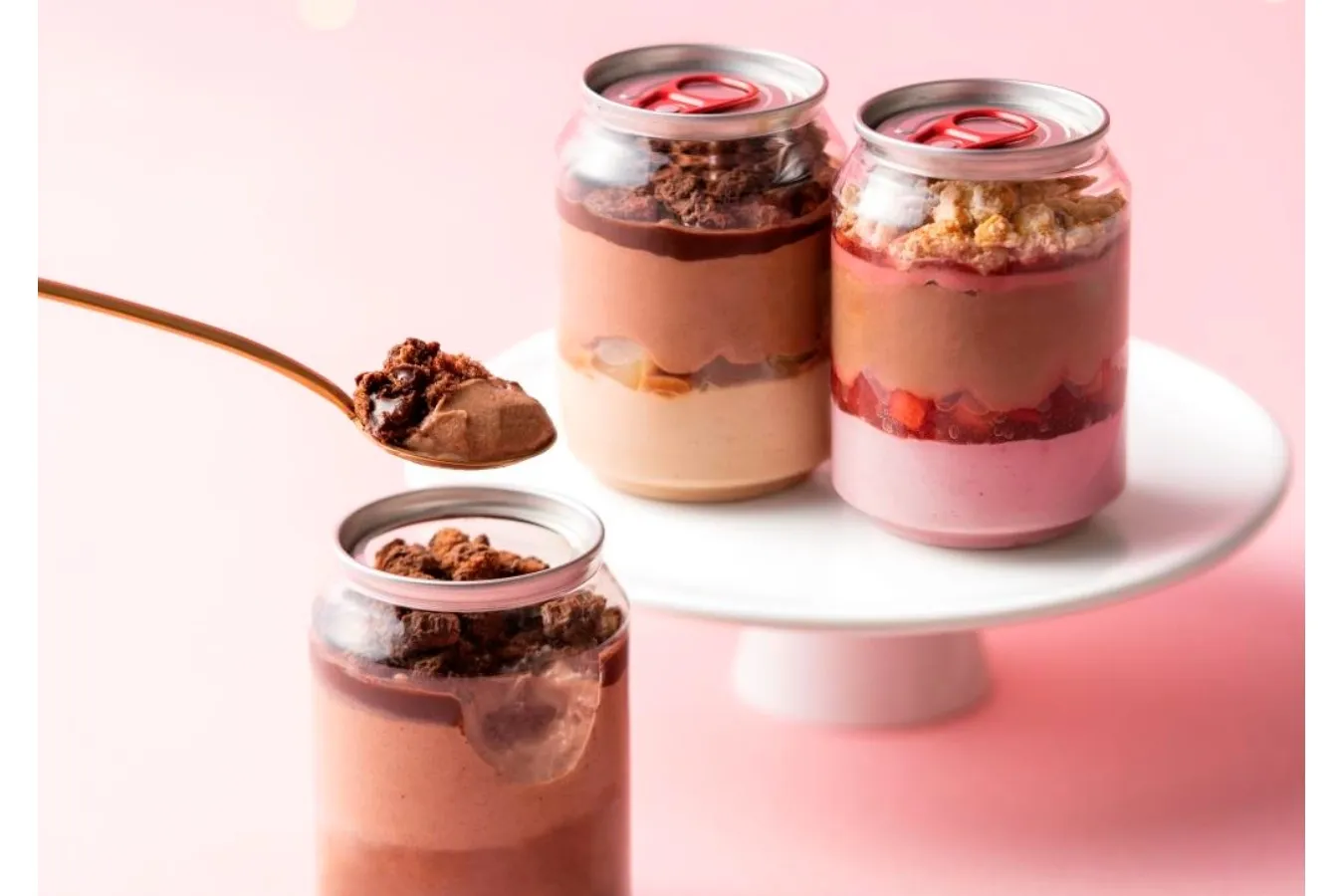 ゴディバから「スプーンで食べるケーキ缶」登場！チョコレートクリームを楽しむ3種展開_1441922