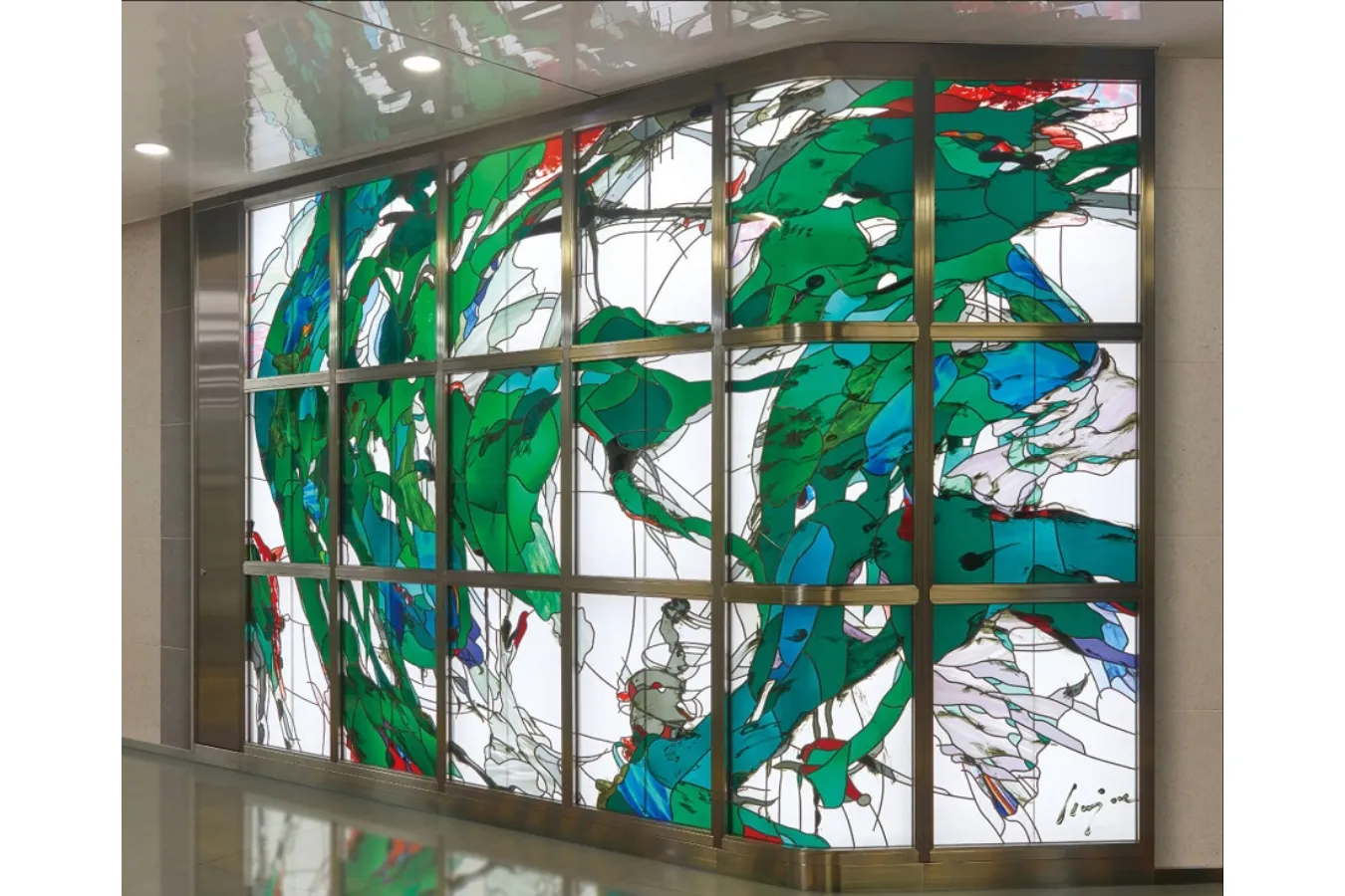 ▲写真提供：日本交通文化協会